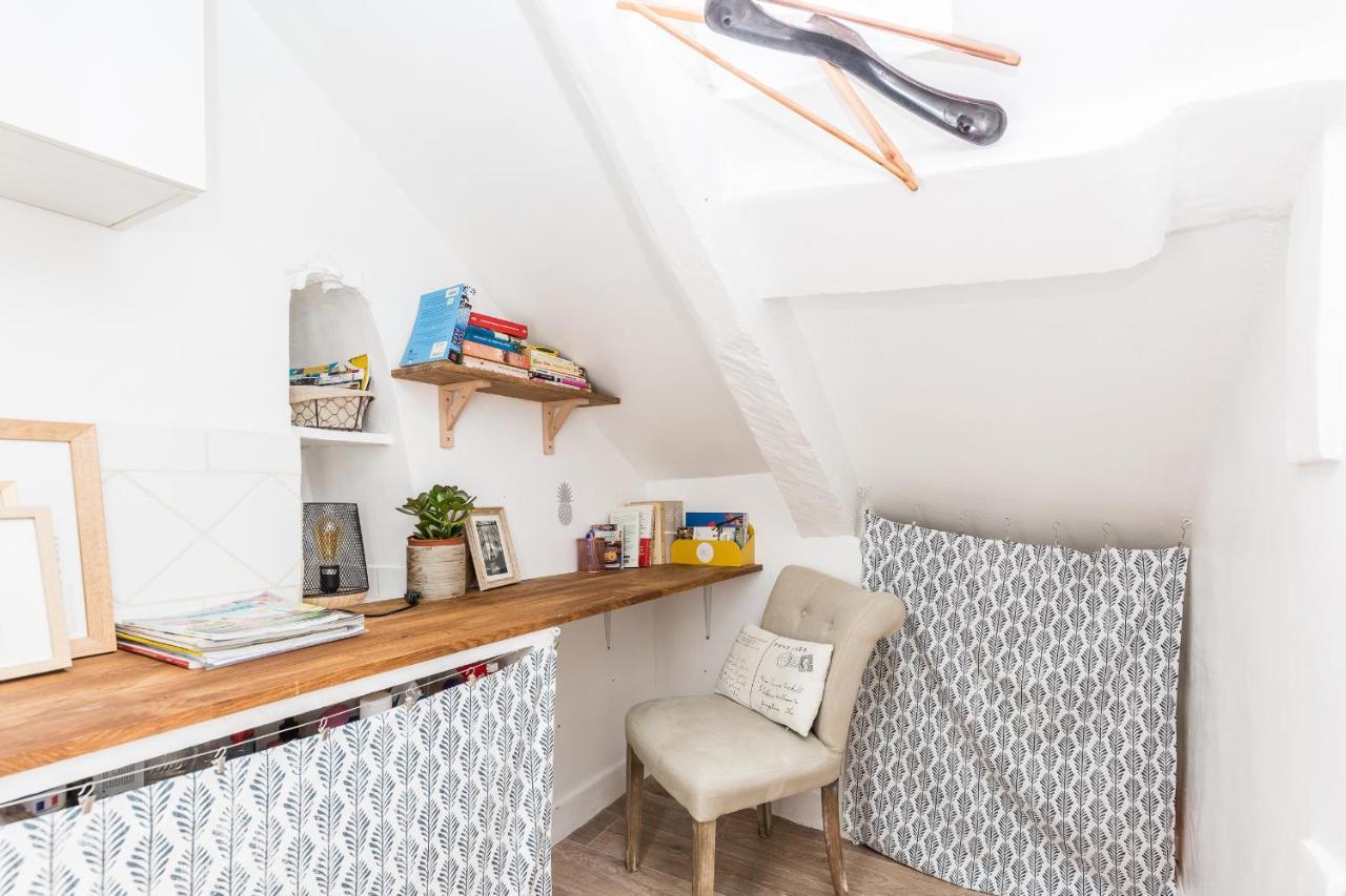 TinyHouse Inn Saint-Germain-des-Près Parigi Esterno foto