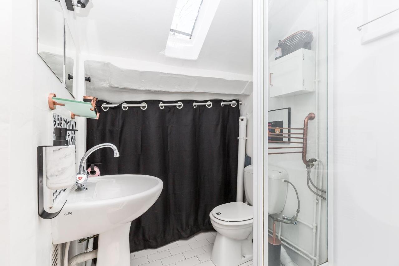 TinyHouse Inn Saint-Germain-des-Près Parigi Esterno foto